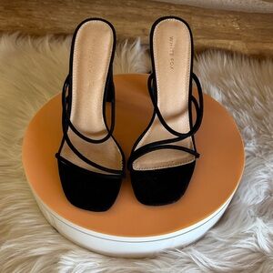 White Fox Boutique Black Heels US 8